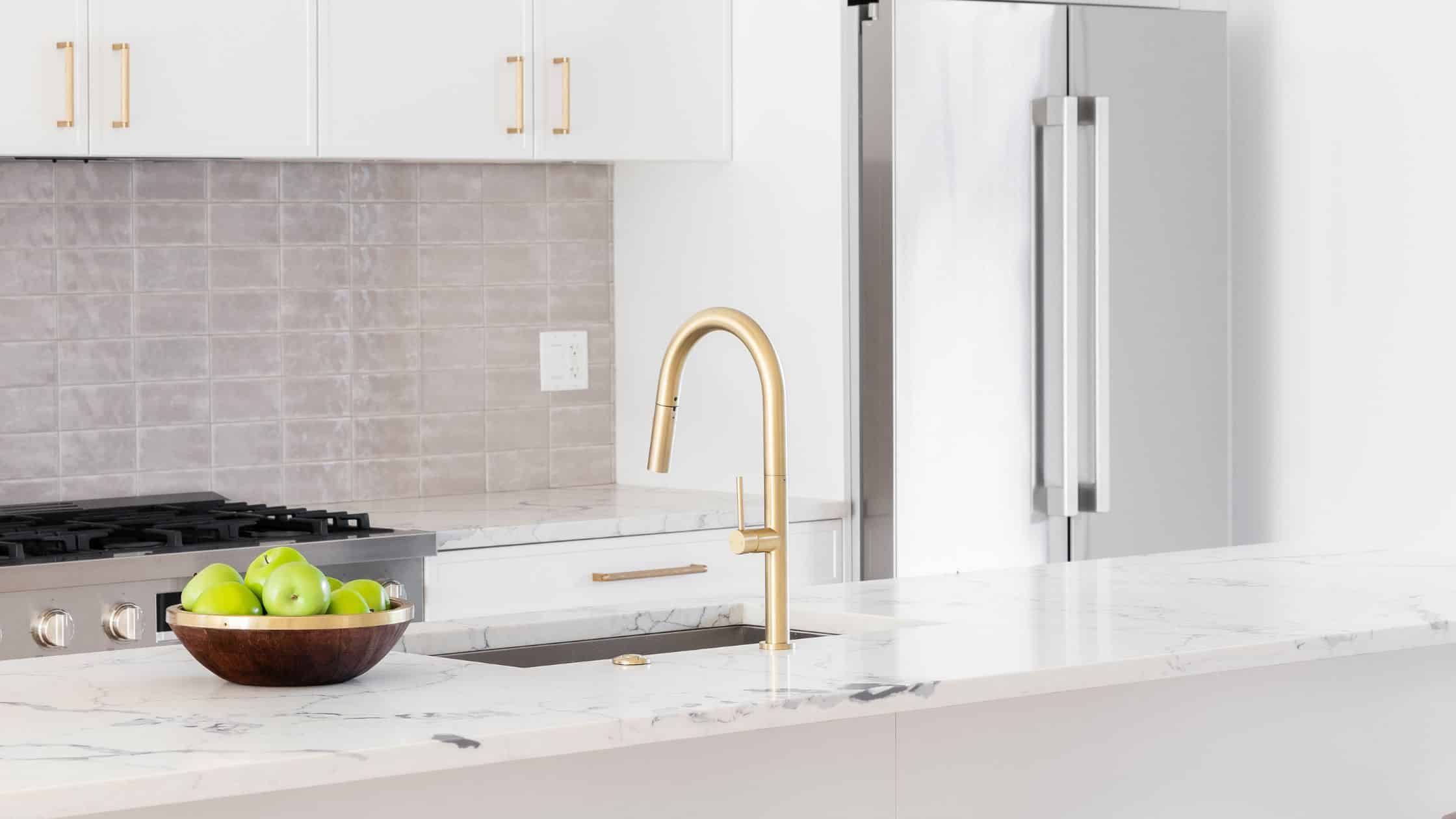 how to save money on quartz countertops in Sacramento