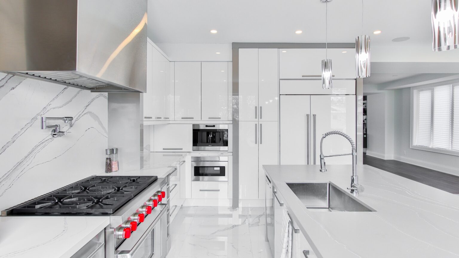 A Guide to Choosing Kitchen Countertops Granite or Quartz?